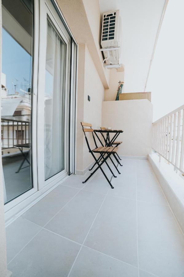 Luxury And Spacius Apartment เทสซาโลนิกิ ภายนอก รูปภาพ